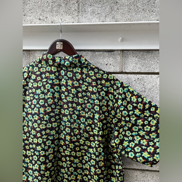Multicolored Floral PRADA button-up - Picture 6 of 9